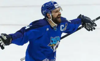 Барыс одержал волевую победу над Трактором в первом матче сезона КХЛ