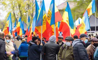 В Молдове 28 сентября проходят выборы в однопалатный парламент, который будет работать следующие четыре года. Основные темы выборов — членство в Европейском Союзе и партнерство с Россией, что отражает текущие политические расколы и предпочтения избирателе