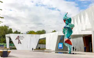 Almaty Museum of Arts: Новый культурный центр привлекает 14 тысяч зрителей и подчеркивает интерес к современному искусству в Алматы