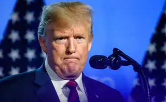 Трамп наблюдает за матчем 'Янкиз' - 'Тайгерс' в Нью-Йорке под усиленной охраной после трагического инцидента с убийством сторонника