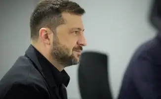 Зеленский: "Не буду руководить страной в мирное время" - Президент Украины обозначил свою позицию по поводу будущего на посту.