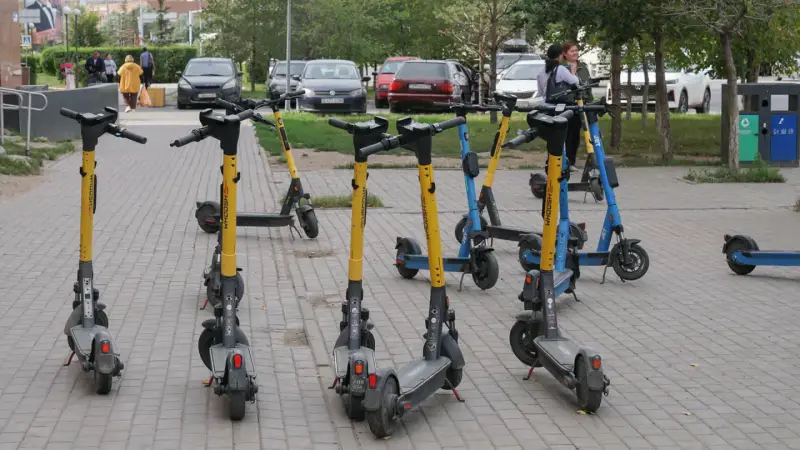 Алматы: электросамокаты найдут свой дом — город запускает пилотные парковки для двухколесных друзей Павлодаре