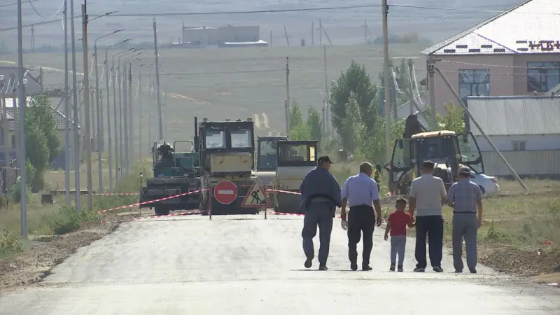 Актобе: остановка ремонта дорог и асфальтирования улиц из-за перебоев с поставками битума из России Павлодаре