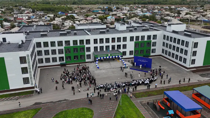 В Семее открыта новая школа на 600 мест в рамках международного проекта 'Келешек мектептері' Павлодаре