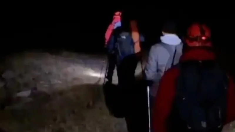 Спасение мужчины на высоте 3300 метров в горах Алматы Павлодаре