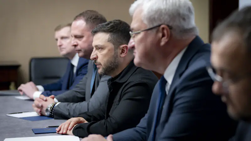 Зеленский призывает НАТО к решительным действиям в ответ на российскую дроновую атаку на Польшу Павлодаре