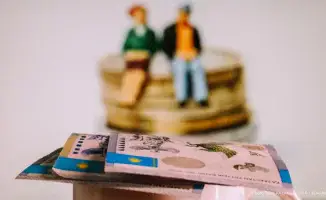 Громкие перестановки и пенсии: что обсуждали читатели Tengrinews