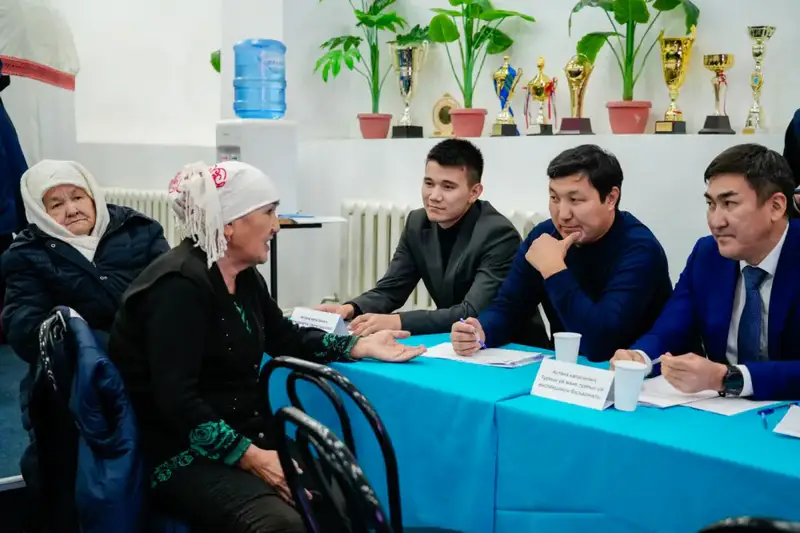 Акцию «Народный юрист» провели в Астане (4)