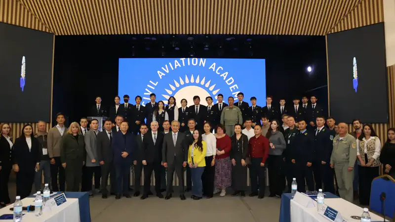 В АКАДЕМИИ ГРАЖДАНСКОЙ АВИАЦИИ ОБСУДИЛИ РАЗВИТИЕ БЕСПИЛОТНОЙ АВИАЦИИ КАЗАХСТАНА (10)