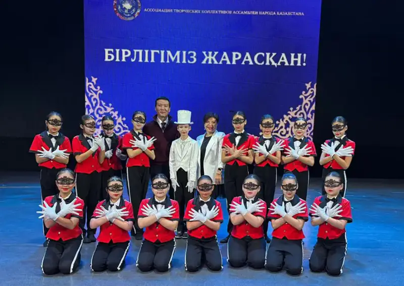 Танцоры детской студии «Жас сарбаз» успешно выступили на конкурсе «Бірлігіміз жарасқан» (4)