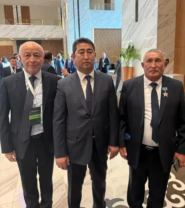 Ветерана сельского хозяйства из Карагандинской области наградил Президент (4)