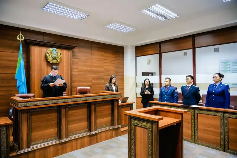 В Астане студенты стали участниками имитации судебного заседания, обсуждая последствия наркомании Павлодаре