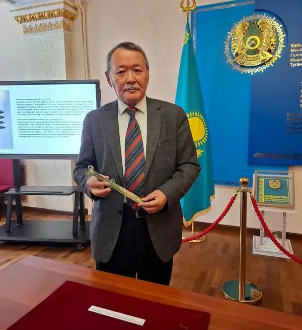 Карагандинские археологи нашли нетронутое погребение сакского воина (3)