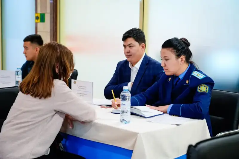 «Забота и Закон»: День открытых дверей организовала для жителей Астаны столичная прокуратура (4)