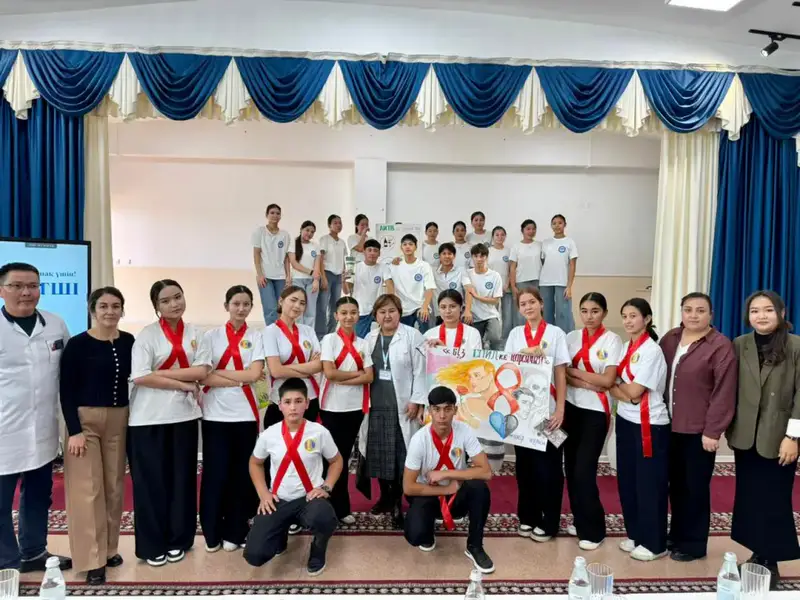 В Уйгурском районе состоялся форум подростков, посвящённый вопросам ВИЧ и укреплению здоровья (3)