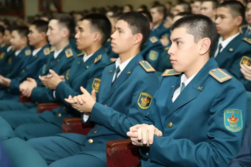 День военно-научного работника и военного педагога 24 ноября Павлодаре