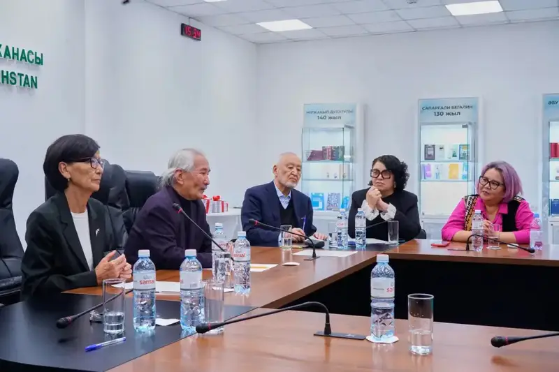 Литературный вечер, посвящённый творчеству Аскара Сулейменова, состоялся в Алматы (2)