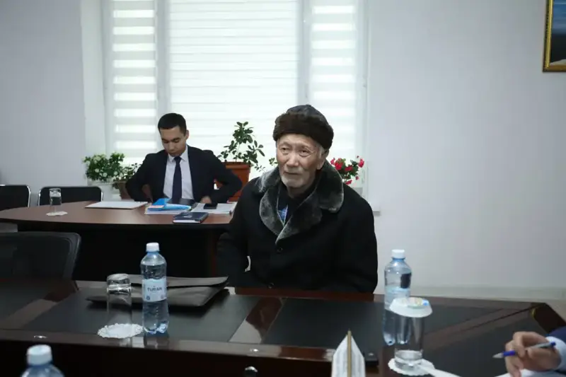 Аким Мангистауской области Нурдаулет Килыбай обсуждает ключевые социальные вопросы с жителями Каракиянского района Павлодаре