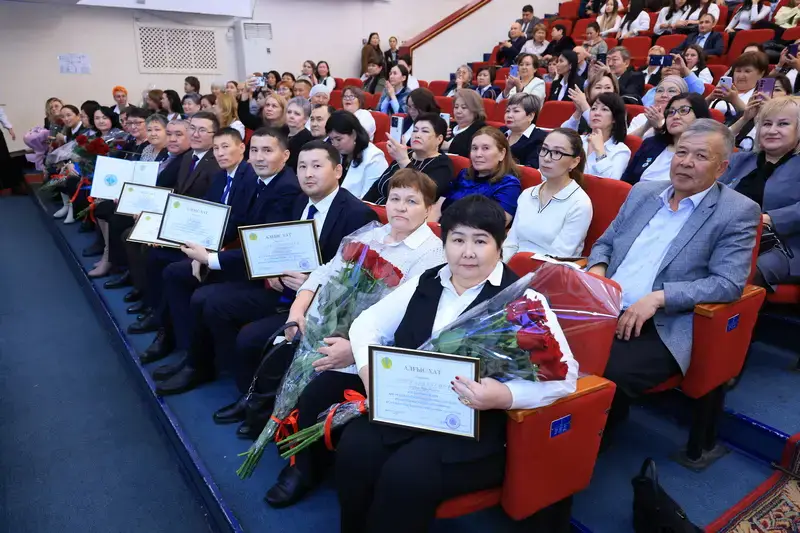 В Карагандинской области отметили 105-летие государственной статистики (8)