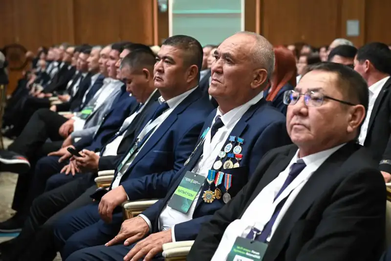 На втором форуме работников сельского хозяйства Президент наградил 30 передовиков аграрного сектора Павлодаре