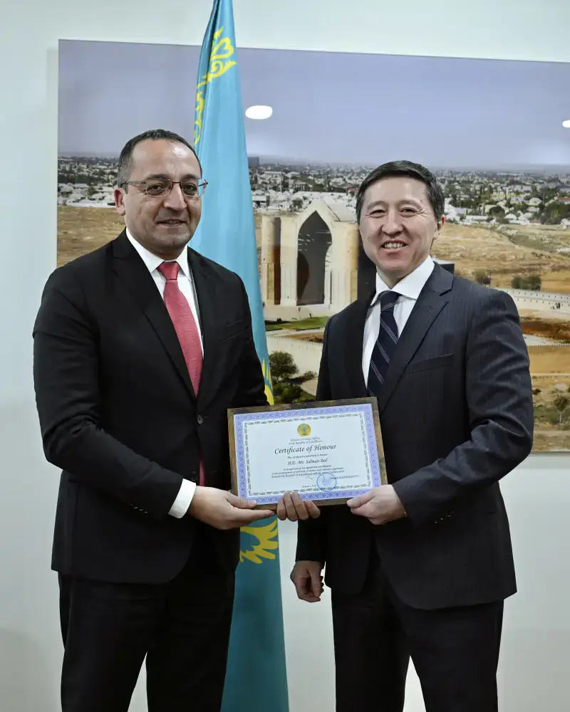 Посла Швейцарии тепло проводили в Министерстве иностранных дел Казахстана (4)