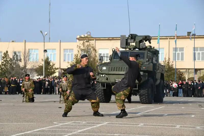 В Мангистауской области более 700 новобранцев приняли Военную присягу (8)