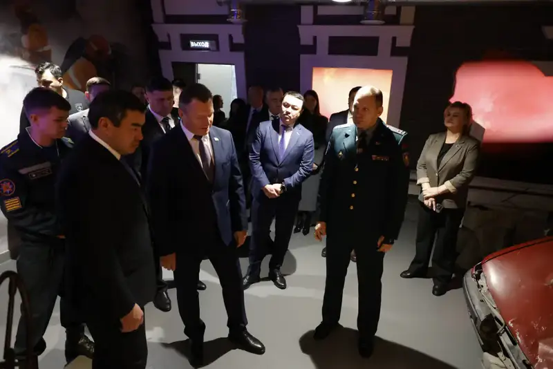 Чингис Аринов посетил ключевые подразделения МЧС Республики Беларусь (2)