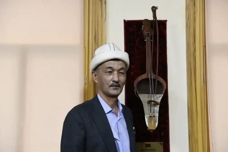 В Астане открылась экспозиция тюркских музыкальных инструментов (4)