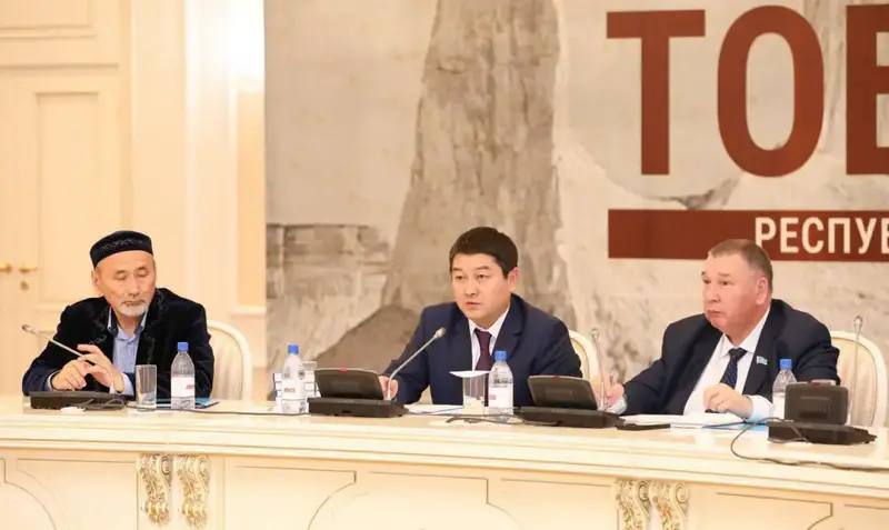 В Мангистау состоялась конференция, посвящённая 150-летию Тобанияза Алниязулы Павлодаре