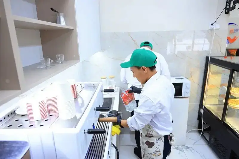 В Караганде открывают первое инклюзивное арт-кафе (8)