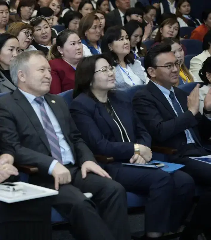 Языковой форум в Алатау: обмен опытом и инновациями в обучении казахскому языку в формате TED Talks Павлодаре