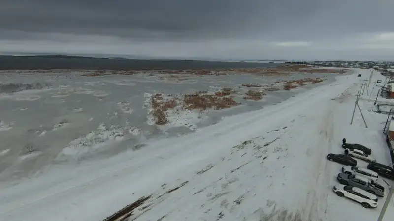 В селе Зеренда завершено строительство защитного вала (3)