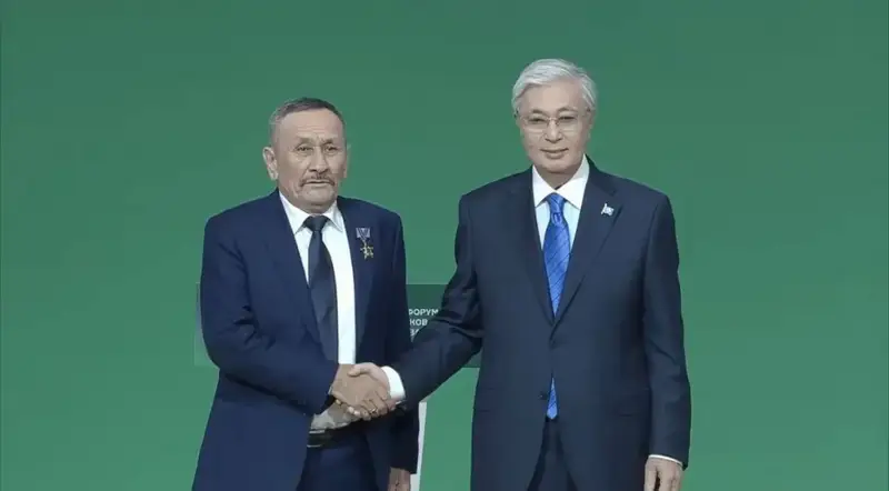 Награждение работников сельского хозяйства Президентом Токаевым: влияние на развитие агропромышленного комплекса Мангистау Павлодаре