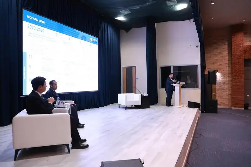 Наука и образование: Алматинцы задают вопросы вице-министру Павлодаре