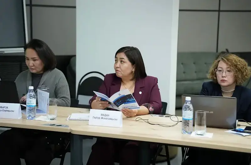 Экспертная встреча по языковой политике в Алматы Павлодаре
