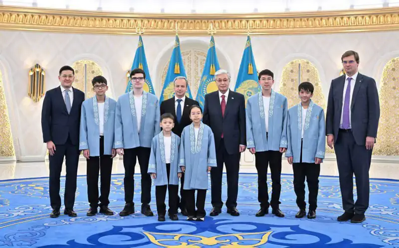 Президент встретился с юными шахматистами, включая чемпиона мира Эдгара Мамедова Павлодаре