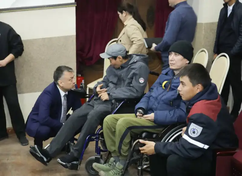 Нурдаулет Килыбай выслушал проблемы жителей города Жанаозен (8)