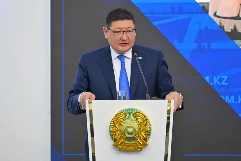 Абайская область на пути к процветанию: Берик Уали раскрывает планы по строительству будущего Павлодаре