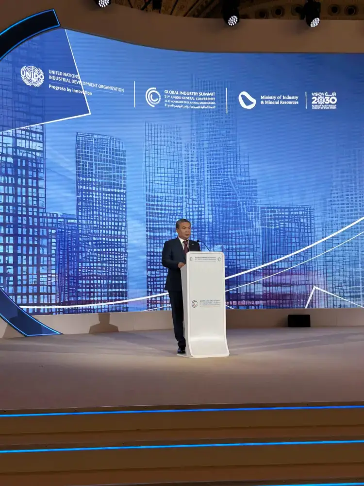 Министр Ерсайын Нагаспаев принял участие в 21-й сессии Генеральной конференции ЮНИДО (2)