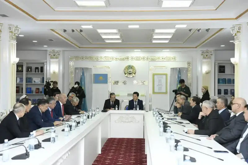 Презентация новых произведений писателя Адильбека Алпысбая прошла в Астане (5)