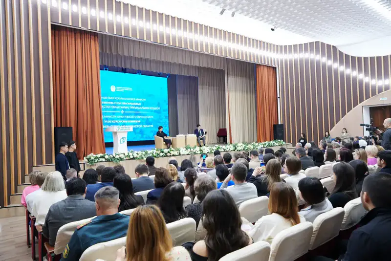 СОСТОЯЛАСЬ ВСТРЕЧА ВИЦЕ-МИНИСТРА НАУКИ И ВЫСШЕГО ОБРАЗОВАНИЯ С НАСЕЛЕНИЕМ СЕВЕРО-КАЗАХСТАНСКОЙ ОБЛАСТИ (4)