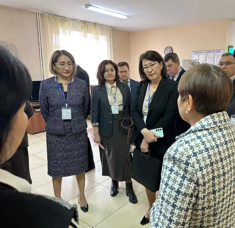 Сархат Бейсенова посетила Центр гигиены труда Павлодаре