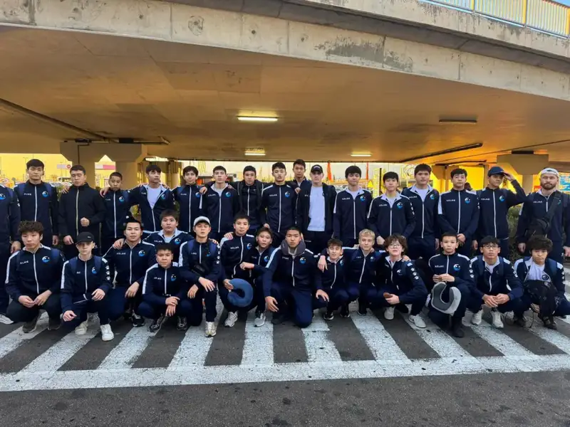 Столичная команда по водному поло завоевала серебро на международном турнире в Греции (4)