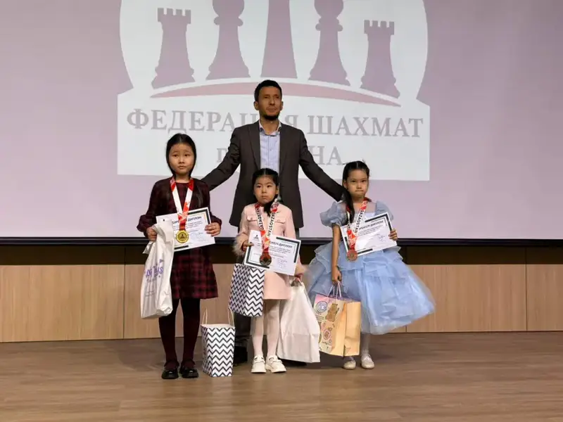 В Астане определили победителей детского чемпионата города по классическим шахматам (3)