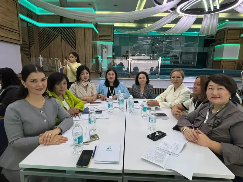 Эксперт Минэнерго стала финалисткой проекта по развитию женского лидерства (3)