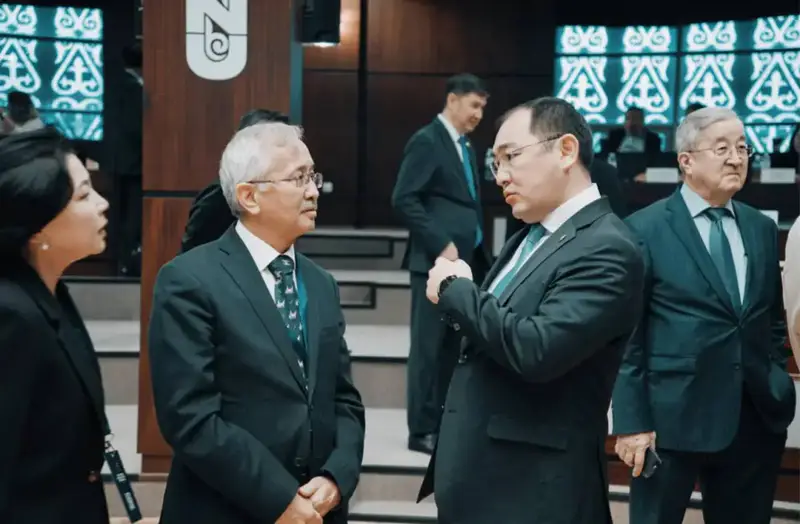 В Астане состоялся первый Форум учёных-соотечественников (4)