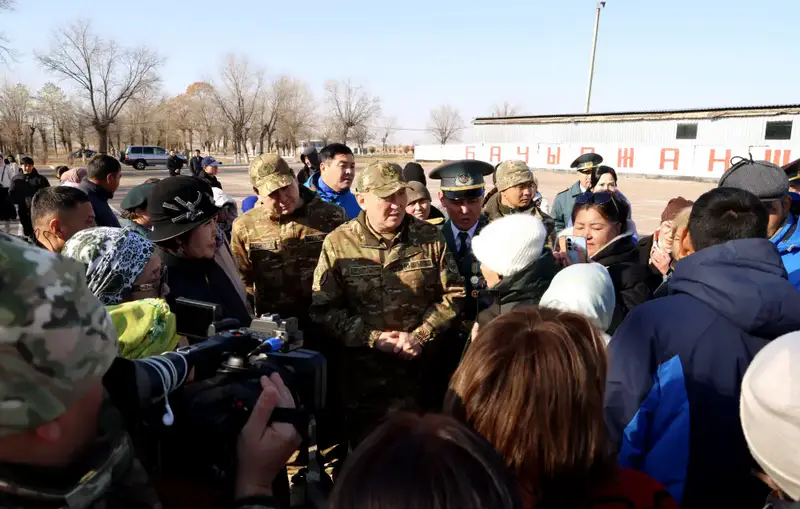 Министр обороны совершил рабочую поездку в Жамбылскую область (2)