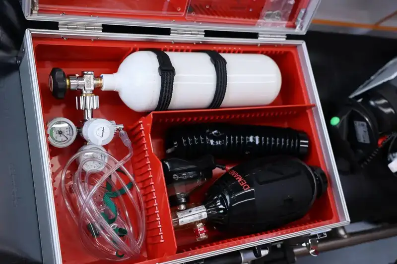 В КОСТАНАЙСКОЙ ОБЛАСТИ ОБНОВЛЕН АВТОПАРК СКОРОЙ ПОМОЩИ: ВРУЧЕНЫ КЛЮЧИ ОТ 50 НОВЫХ РЕАНИМОБИЛЕЙ (3)