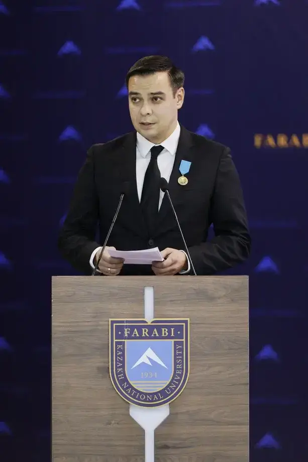 Артур Ластаев отметил значимость факультета международных отношений КазНУ имени аль-Фараби на его 30-летии Павлодаре
