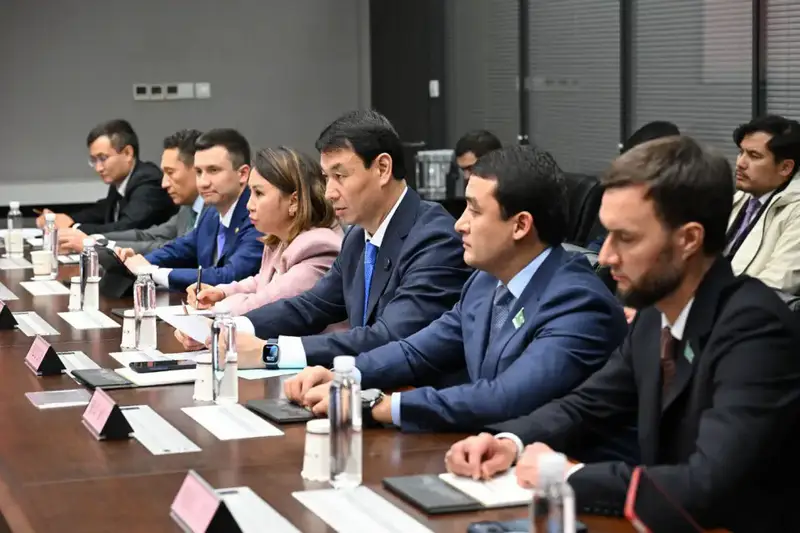 Аким Алматы Дархан Сатыбалды встретился с руководством компании «Shanghai Construction Group» (6)